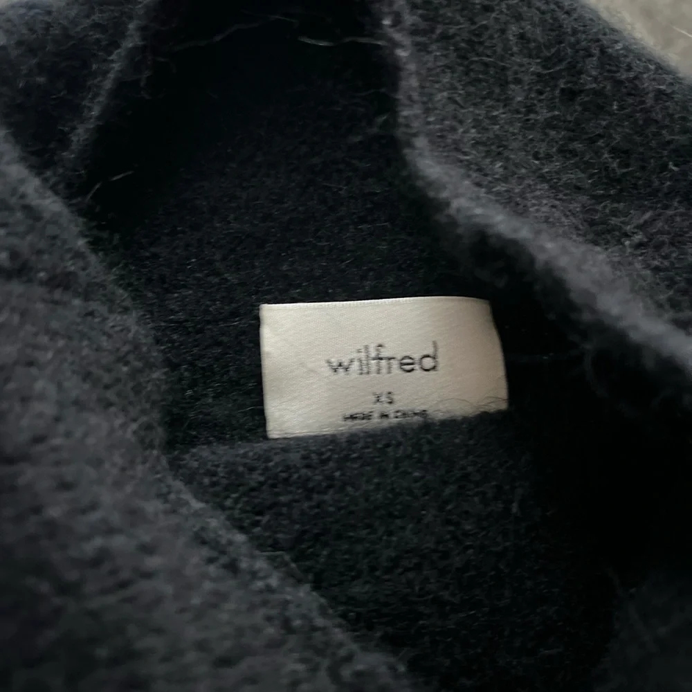 Aritzia Wilfred Lorin Black Wool Knit Alpaca Formal Evening Cozy Sweater Size XS - Picture 14 of 16